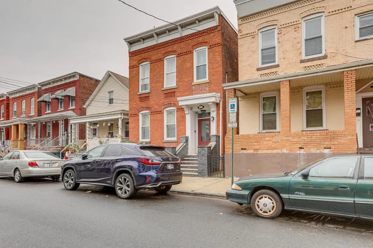 Holiday home Comfy Bayonne Townhome About 11 Mi To Nyc Attractions
